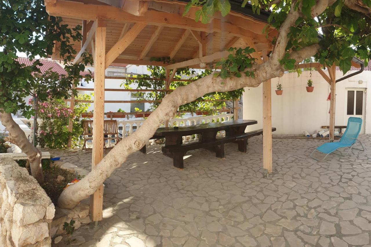 Apartment Metajna 6498E Exterior foto